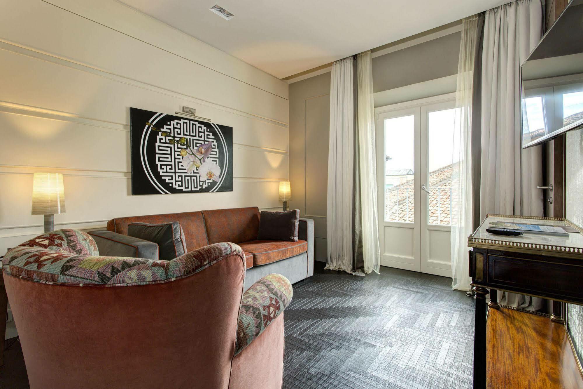 Mascagni Luxury Rooms & Suites Roma Exterior foto
